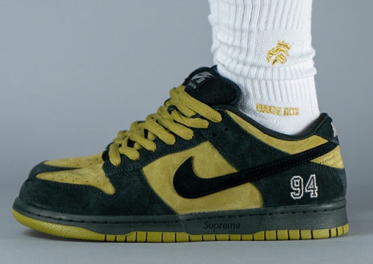 Supreme x Nike SB Dunk Low “Camper Green” Releases Spring 2025