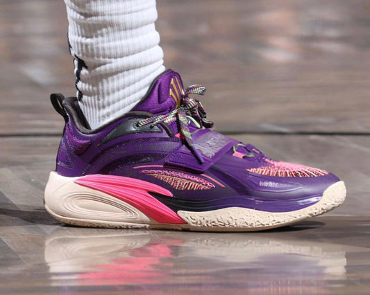 Kyrie Irving Debuts His Anta Kai 1 “Artist On Court” - Misguided